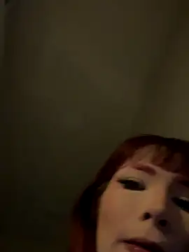 Snapshot of Blacktrinity chatting on 14, 11, 2025 Blacktrinity online show from 14, 11, 2025