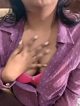 Kinky Aleena online show from 19, 11, 2025