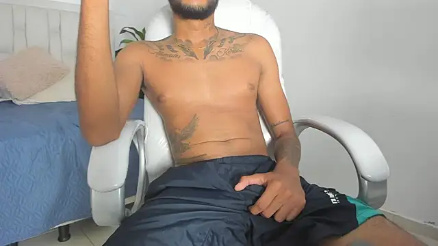 Snapshot of Jackson11__ chatting on 14, 11, 2025 Jackson11 online show from 14, 11, 2025