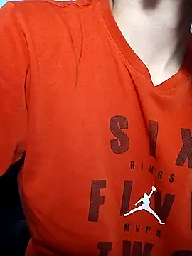 Snapshot of Roisesex chatting on 18, 11, 2025 Roisesex online show from 18, 11, 2025