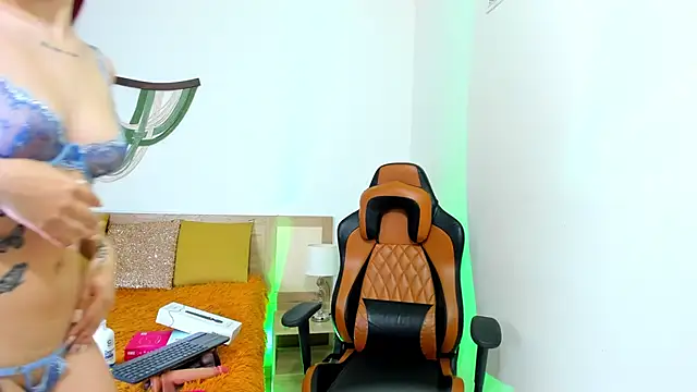 Emily Frostt online show from 6, 3, 2026