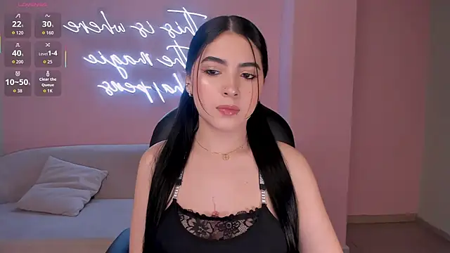 Snapshot of HaileyRoss_ chatting on 21, 7, 2026 HaileyRoss online show from 21, 7, 2026