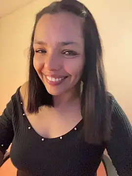 Snapshot of LaraDanverss chatting on 17, 4, 2026 LaraDanverss online show from 17, 4, 2026