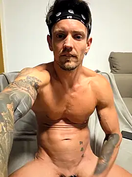 Mystery Mark online show from 8, 4, 2026