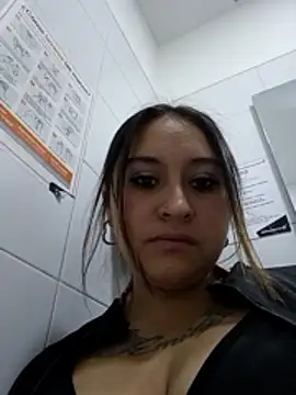 Snapshot of Lunabella3 chatting on 26, 11, 2025 Lunabella3 online show from 26, 11, 2025