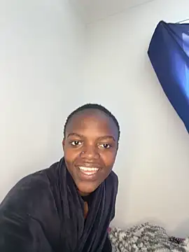 Snapshot of choc_mistyy chatting on 17, 11, 2025 choc mistyy online show from 17, 11, 2025