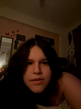 Snapshot of AngelSin04 chatting on 17, 11, 2025 AngelSin04 online show from 17, 11, 2025