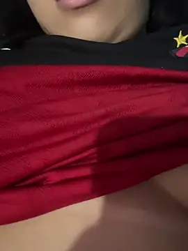 Snapshot of Larissa_xxe chatting on 29, 11, 2025 Larissa xxe online show from 29, 11, 2025