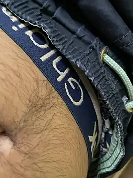 yassssst online show from 10, 4, 2026