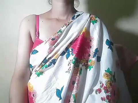 Snapshot of mohini-rani chatting on 16, 11, 2025 mohini-rani online show from 16, 11, 2025