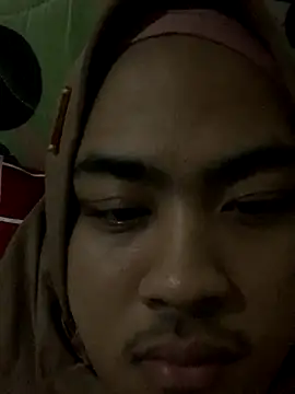 yuliabirdiantie1 online show from 15, 11, 2025