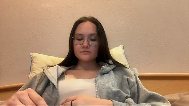 MidnightMelt online show from 16, 11, 2025