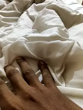 Snapshot of DesiAnita3693 chatting on 18, 11, 2025 DesiAnita3693 online show from 18, 11, 2025