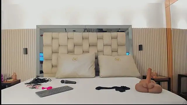 noah pariss online show from 19, 3, 2026