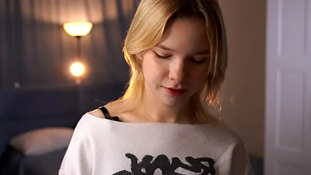 PhillisEsplin online show from 1, 12, 2025