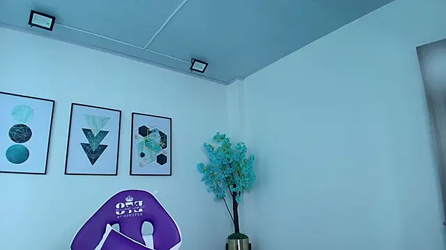 Gemma bellini online show from 12, 4, 2026