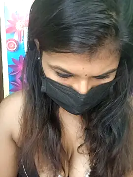 Snapshot of Premalatha_28 chatting on 17, 1, 2026 Premalatha 28 online show from 17, 1, 2026