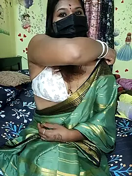 Snapshot of Premalatha_28 chatting on 9, 2, 2026 Premalatha 28 online show from 9, 2, 2026