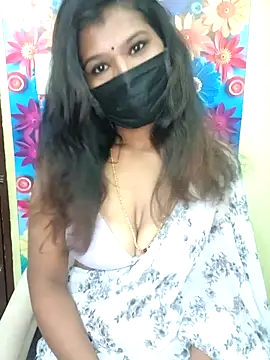Snapshot of Premalatha_28 chatting on 17, 2, 2026 Premalatha 28 online show from 17, 2, 2026