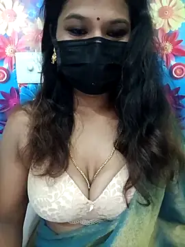 Snapshot of Premalatha_28 chatting on 18, 2, 2026 Premalatha 28 online show from 18, 2, 2026