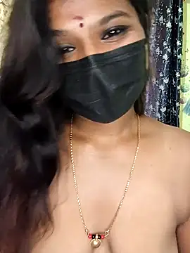 Snapshot of Premalatha_28 chatting on 2, 3, 2026 Premalatha 28 online show from 2, 3, 2026