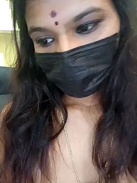 Snapshot of Premalatha_28 chatting on 4, 3, 2026 Premalatha 28 online show from 4, 3, 2026