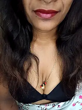 Snapshot of Premalatha_28 chatting on 14, 3, 2026 Premalatha 28 online show from 14, 3, 2026