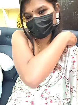 Snapshot of Premalatha_28 chatting on 15, 3, 2026 Premalatha 28 online show from 15, 3, 2026