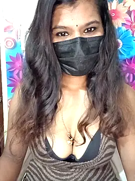 Snapshot of Premalatha_28 chatting on 17, 3, 2026 Premalatha 28 online show from 17, 3, 2026