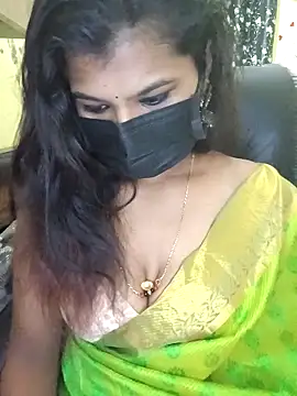 Snapshot of Premalatha_28 chatting on 20, 3, 2026 Premalatha 28 online show from 20, 3, 2026