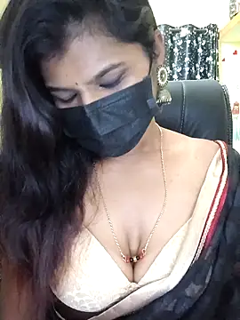 Snapshot of Premalatha_28 chatting on 24, 3, 2026 Premalatha 28 online show from 24, 3, 2026