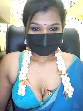 Snapshot of Premalatha_28 chatting on 27, 3, 2026 Premalatha 28 online show from 27, 3, 2026