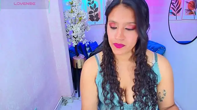 Lili rousx online show from 28, 11, 2025