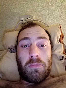 Snapshot of Tom1630 chatting on 16, 11, 2025 Tom1630 online show from 16, 11, 2025