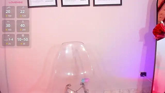 Snapshot of Sofi_vega77 chatting on 10, 4, 2026 Sofi vega77 online show from 10, 4, 2026