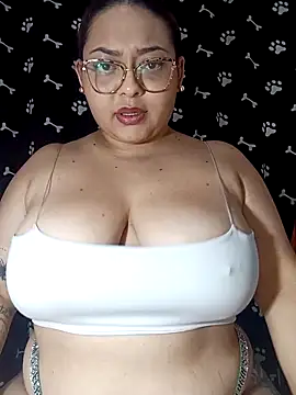 Snapshot of Anna_Lucia88 chatting on 3, 5, 2026 Anna Lucia88 online show from 3, 5, 2026