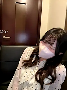 Nemu chan  online show from 27, 11, 2025