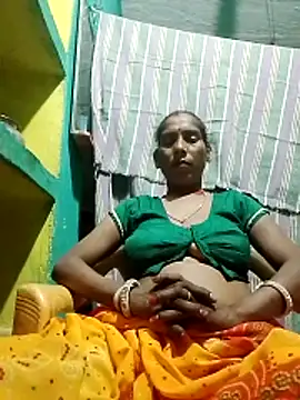 Snapshot of Xx_savita chatting on 23, 4, 2026 Xx savita online show from 23, 4, 2026
