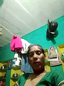 Snapshot of Xx_savita chatting on 24, 4, 2026 Xx savita online show from 24, 4, 2026