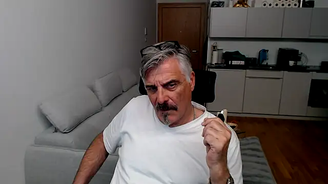 Buidapest online show from 17, 1, 2026