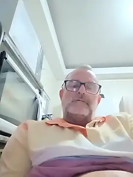 Snapshot of nard53 chatting on 3, 3, 2026 nard53 online show from 3, 3, 2026