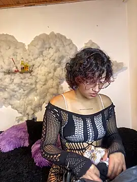 LilithMonette online show from 6, 1, 2026