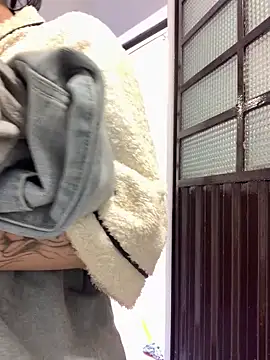 Dannii- online show from 12, 4, 2026