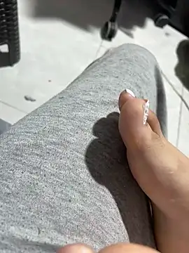 VioleeSaenz online show from 23, 11, 2025