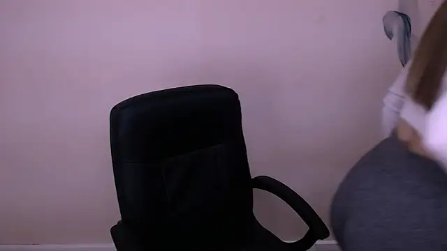 MillaTems  online show from 16, 12, 2025