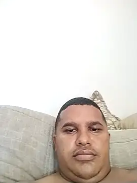 Snapshot of moreno231625 chatting on 18, 11, 2025 moreno231625 online show from 18, 11, 2025