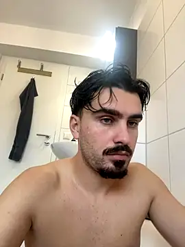 Snapshot of babyyboy696 chatting on 18, 11, 2025 babyyboy696 online show from 18, 11, 2025