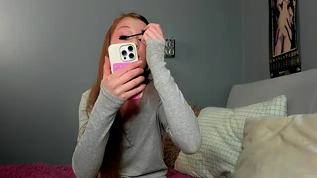 Snapshot of KarieBowery chatting on 6, 2, 2026 KarieBowery online show from 6, 2, 2026