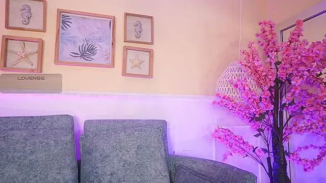 MeganLowell online show from 10, 7, 2026