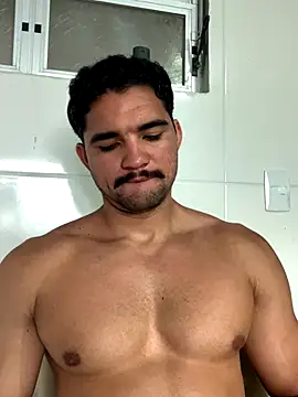 Snapshot of bigodeforte chatting on 18, 11, 2025 bigodeforte online show from 18, 11, 2025